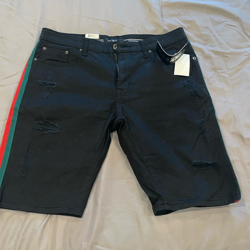 WT 02 Stretch Tech black short/Bermuda trim side detail size32 NWT